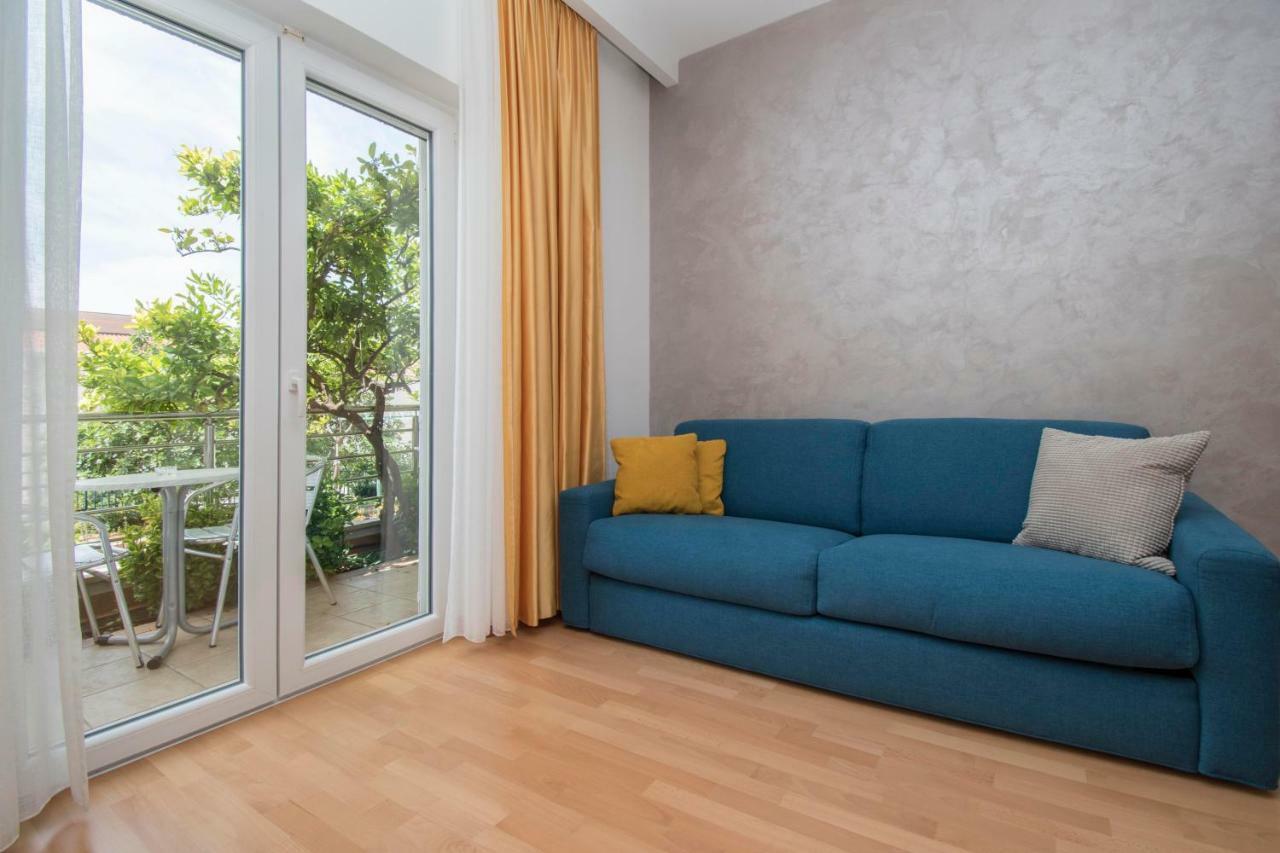 Apartments Antonio Tučepi Buitenkant foto