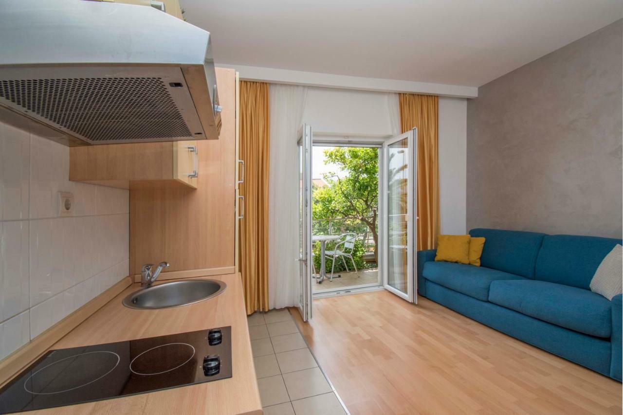 Apartments Antonio Tučepi Buitenkant foto